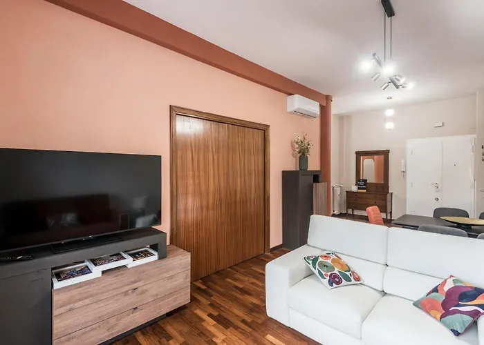 Апартаменты Andri's Place