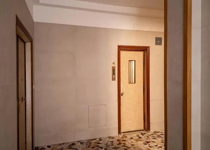 Andri's Place Апартаменты *